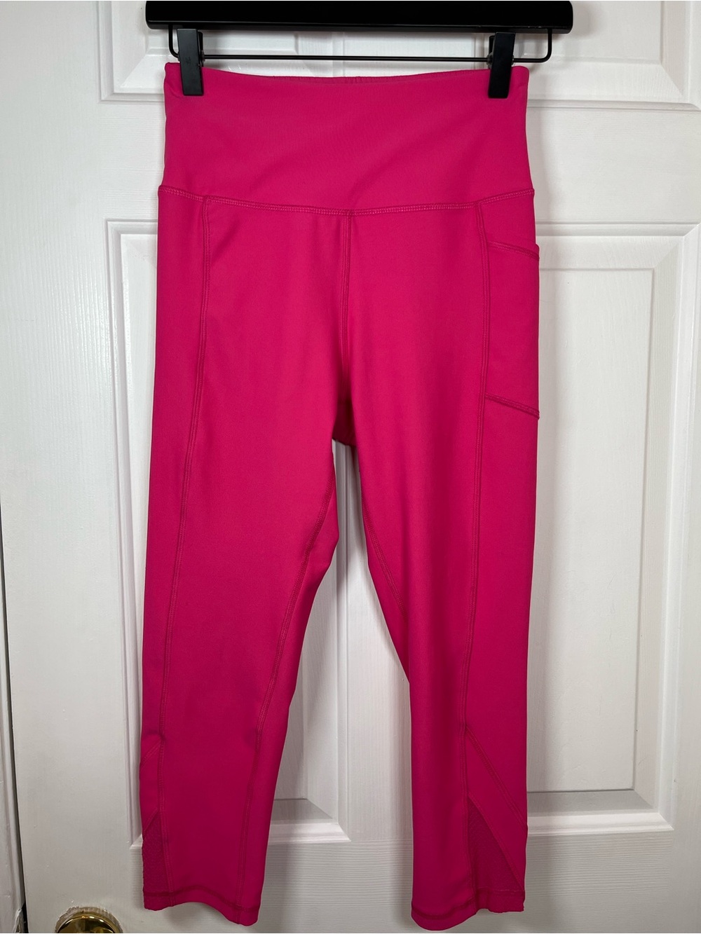 Gottex Women's Hot Pink High Rise Running Leggings with Side Pocket - Size Small